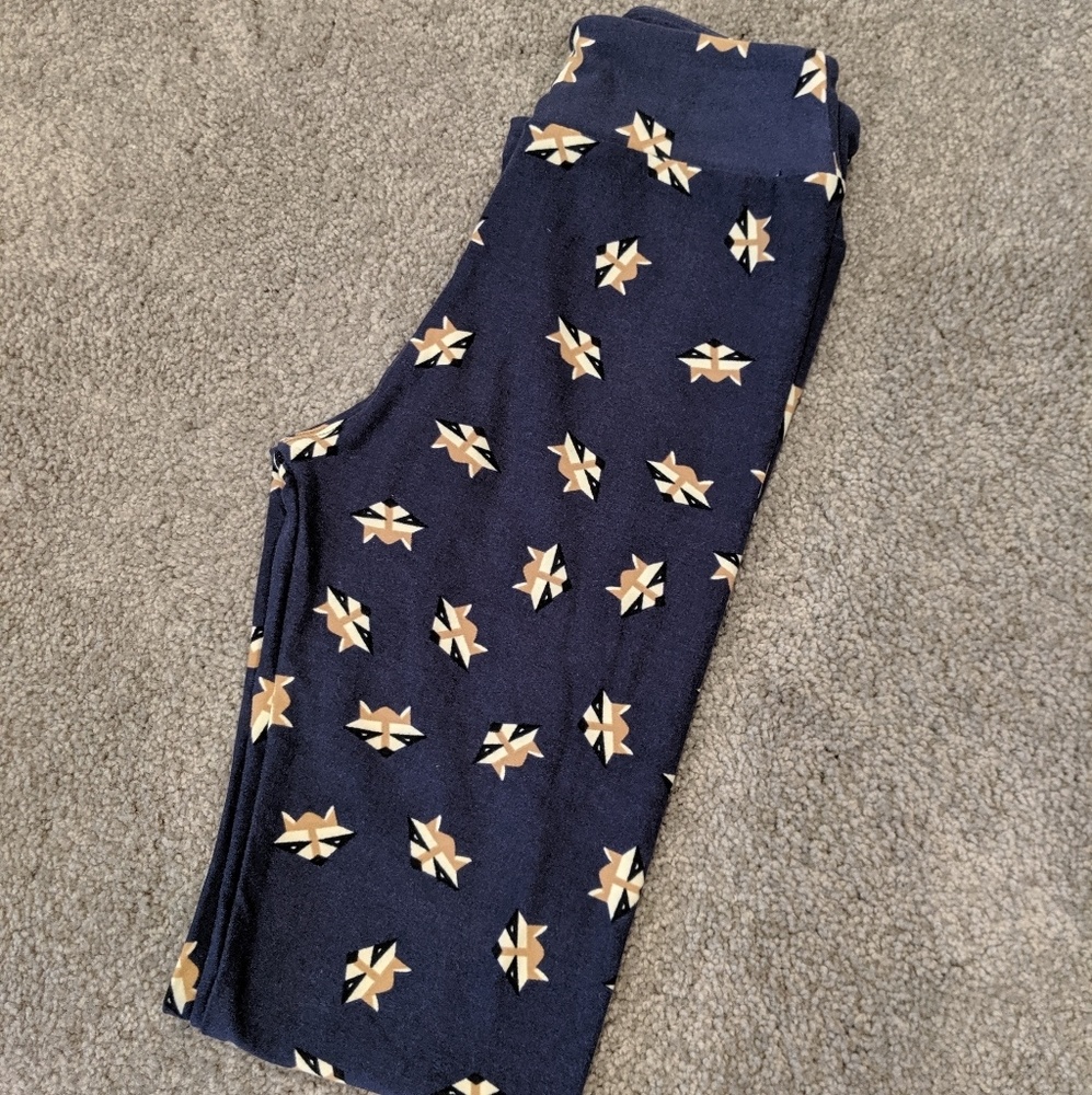 Lularoe tween navy blue racoon leggings